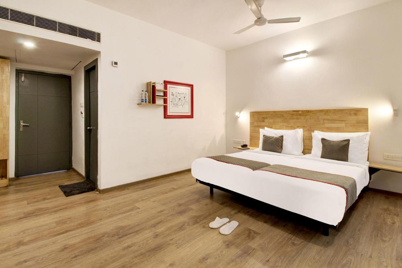 Oyo Townhouse 9 Hitech City Hyderabad Exterior foto